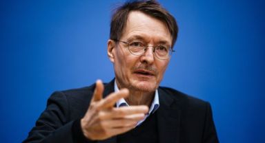 Almanya'da Covid-19 salgınının sona erdiği ilan edildi