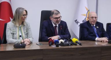 Azerbaycan heyetinden AK Parti İzmir çıkarması