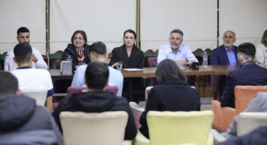Başkan Sandal'dan 'Kral Çıplak' göndermesi
