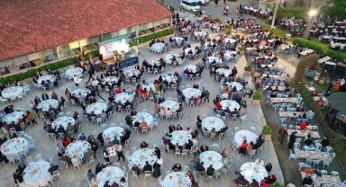 Bergama’da 2 bin kişi ile iftar sofrası
