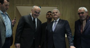 Binali Yıldırım'dan İktisat Kongresi binasına ziyaret 