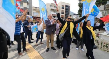 Dervişoğlu Narlıdere ve Balçova'da sahaya indi