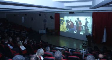 DEÜ'den deprem belgeseli: ön gösterim Desem'de yapıldı