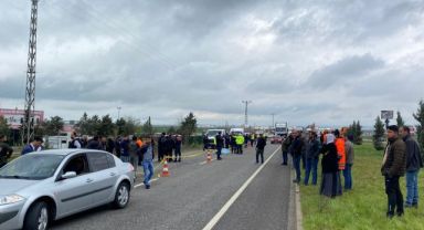 Diyarbakır Elazığ karayolunda feci kaza: 3 karayolu personeli hayatını kaybetti!