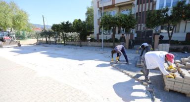 Efes Selçuk'ta çalışmalar sürüyor Cumhuriyer Mahallesi'nde yollar yenileniyor