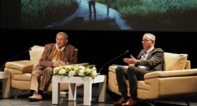 Haldun Dormen Gaziemir sahnesinde