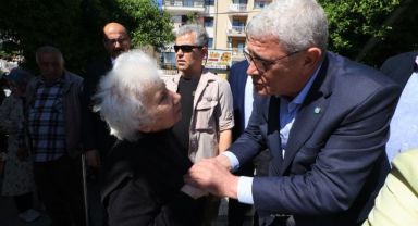 İYİ Partili Dervişoğlu Konak’ı karış karış gezdi