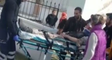 İzmir'de yürek sızlatan görüntü: Yaşlı çift kanlar içerisinde kaldı