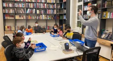 İzQ ve Kontak, geleceğin girişimcilerini yetiştirecek