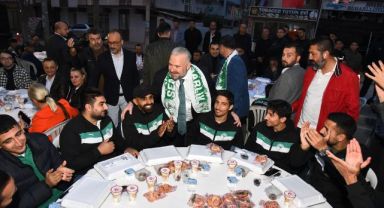 Menemen’in ilk açık ve kapalı yüzme havuzu Asarlık’a yapılıyor