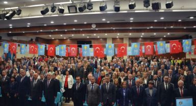 Tanıtım toplantısına Dervişoğlu damgası: Eleştirilere sert tepki!