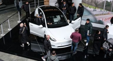 Tesla araçlara yoğun ilgi