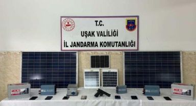 Uşak merkezli 4 ilde 19 hırsızlık olayına karışan 9 kişilik şebeke çökertildi