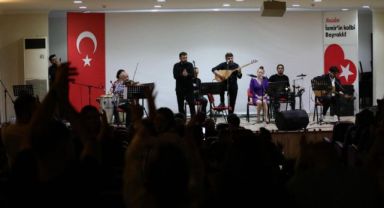 3 Fidan Bayraklı’da anıldı