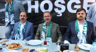 AK Partili Dağ ve milletvekili adayları İzmir'de Konyalılar ile buluştu