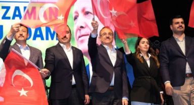 AK Partili Sürekli İzmir’in bir ucundan diğerine uzandı