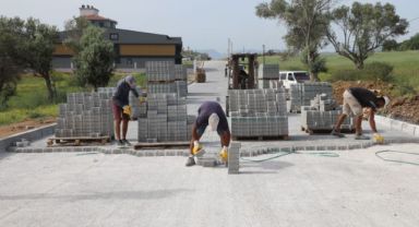 Barbaros’ta yol çalışması