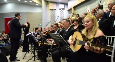 Bornovalı kursiyerlerden muhteşem konser