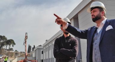 Buca'daki başarıları Hakan Kalfaoğlu’na ödül getirdi