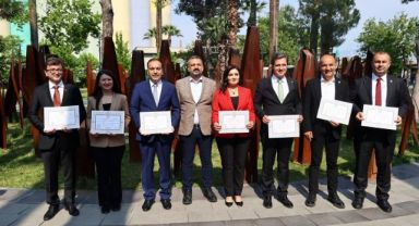 CHP İzmir’de vekil mazbataları tamam: Ne mesajlar verildi?