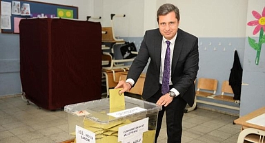 CHP'li Yücel: Vatanını seven sandığa gelsin!