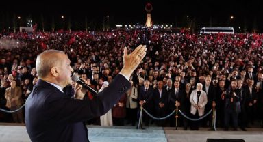Cumhurbaşkanı Erdoğan: İstanbul'un Fethi'nin 570'inci yıl dönümünü tebrik ediyorum