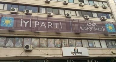 İYİ Parti İzmir'de dikkat çeken istifa!