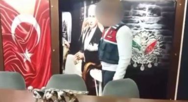 İzmir’de iki kumarhaneye düzenlenen baskında 152 kişi yakalandı