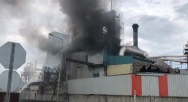 Kereste fabrikasında yangın