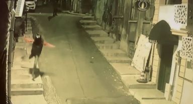 Korkunç cinayet: Kasklı gence kurşun yağdırdılar