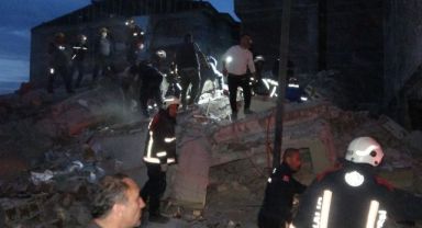 Malatya'da enkaz altında kalan 1 kişi öldü