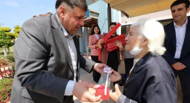 Menderes'te anneler unutulmadı