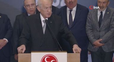 MHP lideri Bahçeli: Tezahür eden milli iradeye herkes ve her kesim asgari ölçülerde saygı duymalıdır