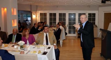 Prof. Uzunoğlu: Seçim sonucu ne olursa olsun acı reçete gelecek