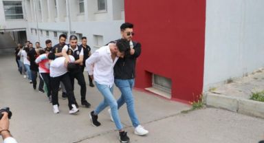 'Sazan sarmalı' yöntemiyle 1 milyon liralık vurgun: 7 tutuklama