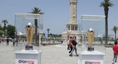 Süper Lig ve 1. Lig şampiyonluk kupaları, İzmir’de görücüye çıktı