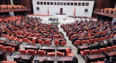 TBMM'de milletvekili kayıtları devam ediyor