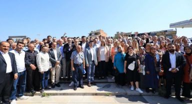 AK Parti İzmir'den ‘8’i bir yerde’ ilçe turu