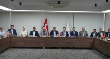 Başkan Saygılı’dan Çeşme Projesi ve Kemeraltı çıkışı