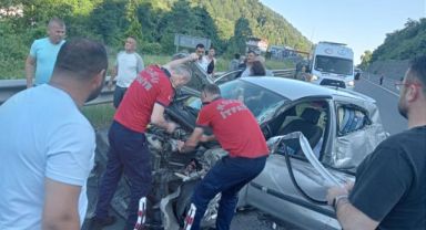 Bayram sabahı kaza yapan çifti ölüm ayırdı