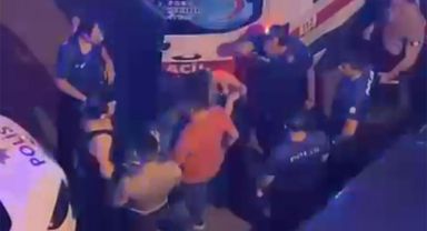 Bıçaklı kavgada 2 yaralı