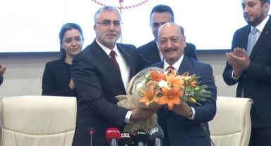 Çalışma ve Sosyal Güvenlik Bakanlığı'nda devir teslim töreni