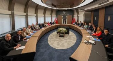 CHP'de tüm MYK üyeleri istifalarını sundu: Kılıçdaroğlu istifaları kabul etti!