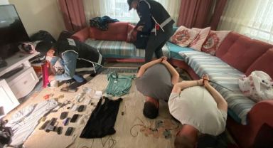 Düzenek kurup ehliyet sınavlarında kopya çeken şebekeye yönelik Ankara merkezli 29 ilde eş zamanlı operasyon