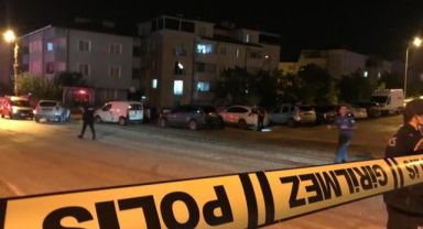 Evinin önünde bekledi, arabadan inerken kurşun yağdırdı