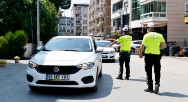 İzmir'de bayram tatilinde 24 saat trafik denetimi!