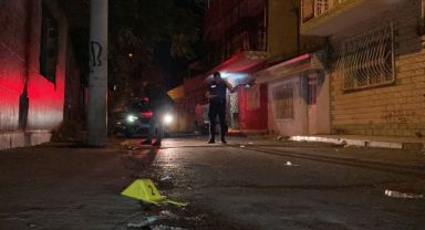 İzmir’de husumetliler arasında silahlı kavga: 2 ağır yaralı