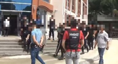 İzmir'deki zehir tacirlerine operasyonda 36 tutuklama