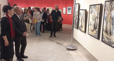 İzmir’in Kültürel Değerleri Resim Yarışması Sergisi Konak metro alanında