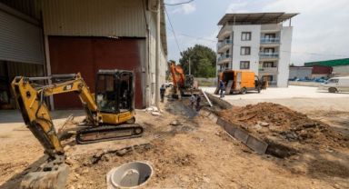 İzmir tarihinin en büyük yağmur suyu ayrıştırma yatırımı sürüyor